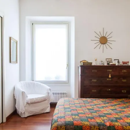 Romantic Flat Navigli Darsena Apartment