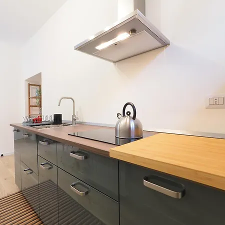 Primopiano - Brusuglio B ميلان