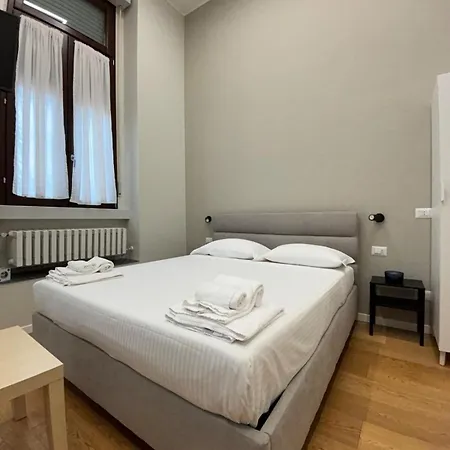 Charme Milanese, Sansiro, Citylife, Tram To The Duomo Apartment