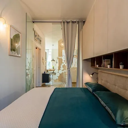 Private Garden & Metro 2 Min - Wooden Wave Flat Milano