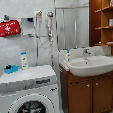 Apartman I Girasoli - Quiet For Center And Fairs With Free Wi-fi