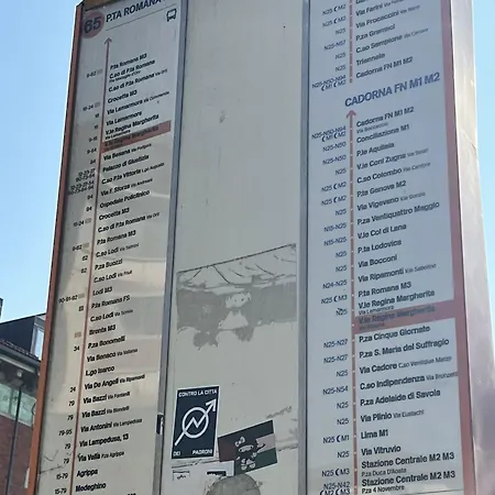 Prestigious 3 Bedrooms, 8 Guest, Centre Porta Romana Apartamento