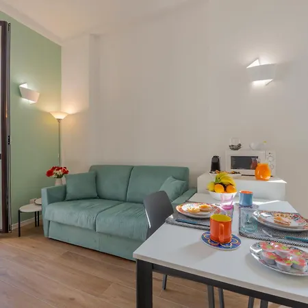 Pomponazzi 19 Two-room In The Bocconi Area Lägenhet