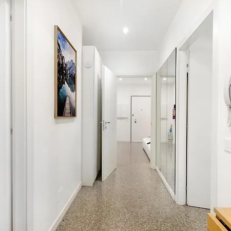 Piola M2-centrale, Ampio E Moderno Appartement