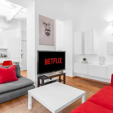 Luxury Design Boscoverticale Apartment Milan