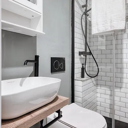 Apartamento Hostmate - - Pallanza *