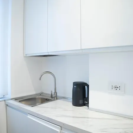 Modern Flat Metro Lotto-citylife-mico-self Check-in-ac Appartement *