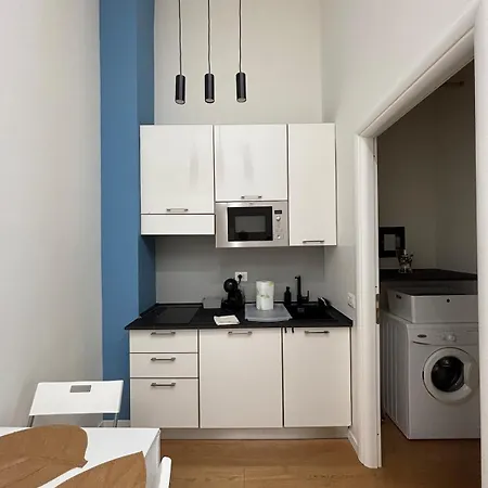 Apartment Charme Milanese, Sansiro, Citylife, Tram To The Duomo Mailand