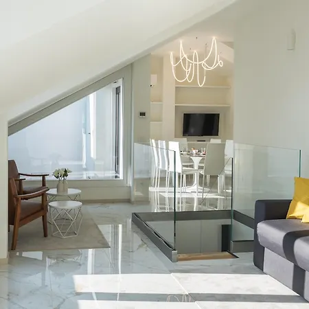 公寓 Luxury - Penthouse In Historic Center 米兰