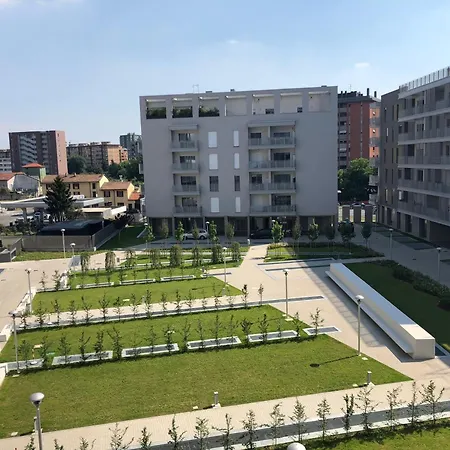 Apartamento Domusrely - New 3 Bedroom Merlata Next Rho Fiera