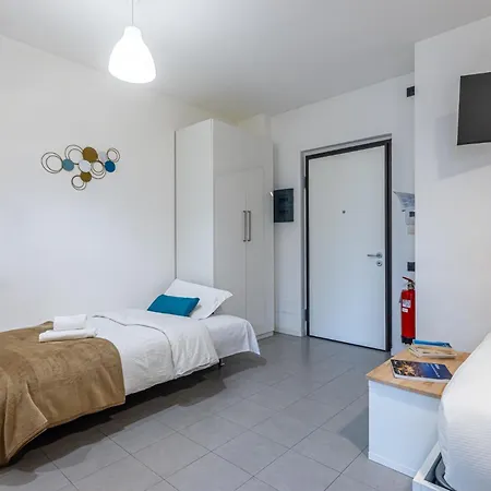 Open Space Lambrate San Raffaele شقة ميلان