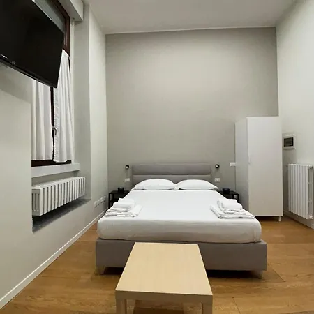 Apartment Charme Milanese, Sansiro, Citylife, Tram To The Duomo