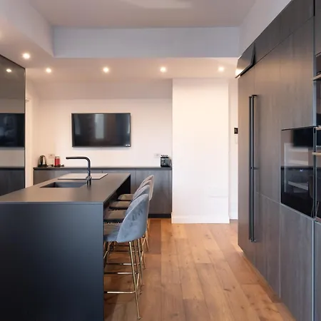 Lusso, Stile E Un Meraviglioso Terrazzo Nel Cuore Di * ميلان