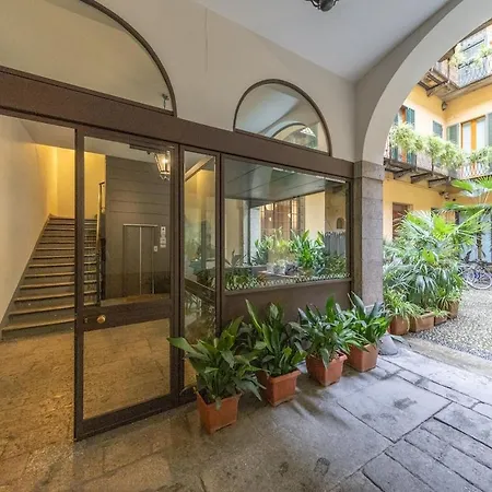 Secret - San Babila Lux & Modern דירה מילאנו