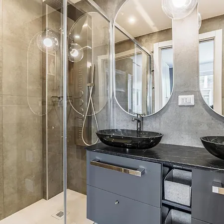 Dhome Pantano - Velasca Tower * Milaan