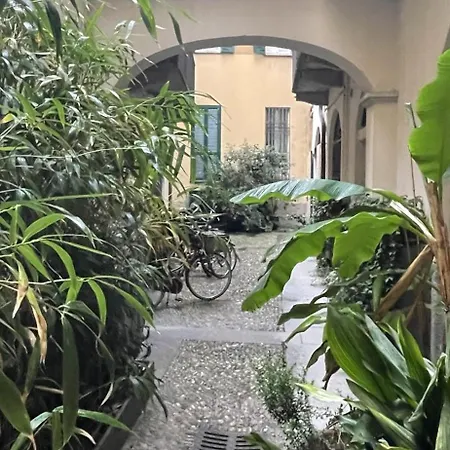 Modern Flat Historical Center Colonne San Lorenzo Navigli