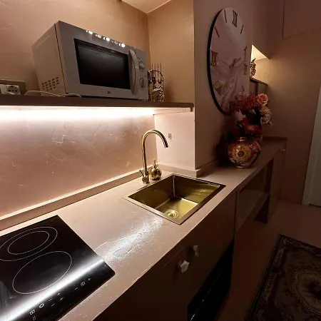 Brera Art Living Apartman *