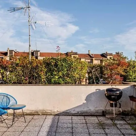 3 Bedrooms With Terrace Close To The Center Milán