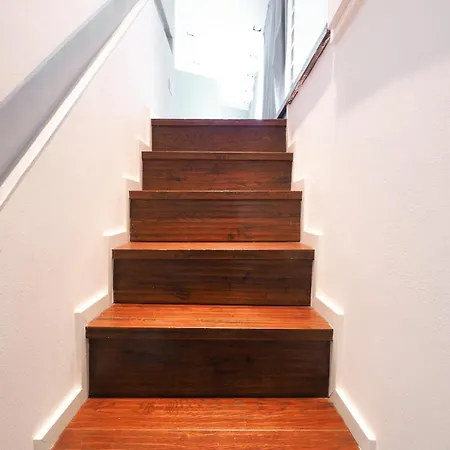 Contempora - Attic With Terrace In The Heart Of Porta Romana ミラノ