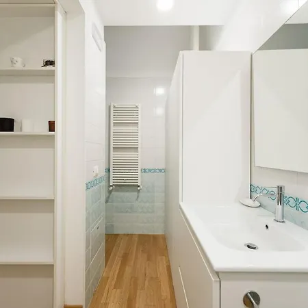 Design Flat In Porta Venezia