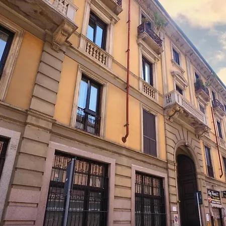 Contempora - Attic With Terrace In The Heart Of Porta Romana *