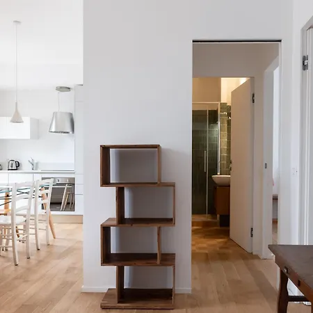 アパート Luminoso Trilocale Con Ampio Terrazzo - Mirable Pm ミラノ