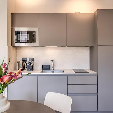 Seety Porta Romana Corte ميلان