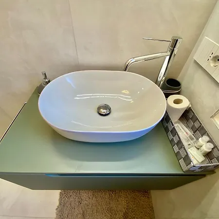 Albani Life, Stile & Comfort In Soluzione Silenziosa E Indipendente, Comoda Per Stadio San Siro, Rho Fiera E Life * ميلان