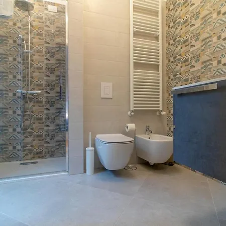 Olgiati Twelve - 3 Charming Bedrooms&gym Appartamento