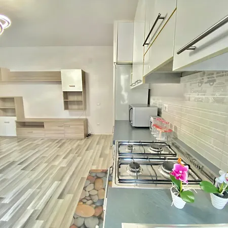 Lugano S&s Home, Moderna E Tranquilla, Vicino Al Centro Di Milano, Con Parcheggio Gratuito Esterno Apartmán Milán