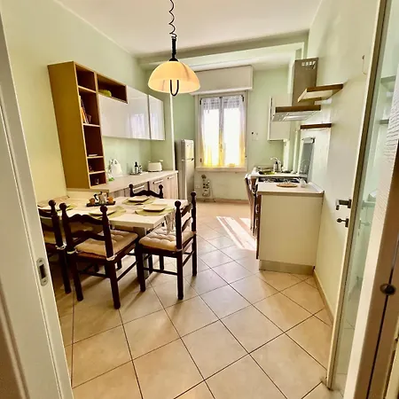 Thecolorfulhouse Navigli Centre Apartment