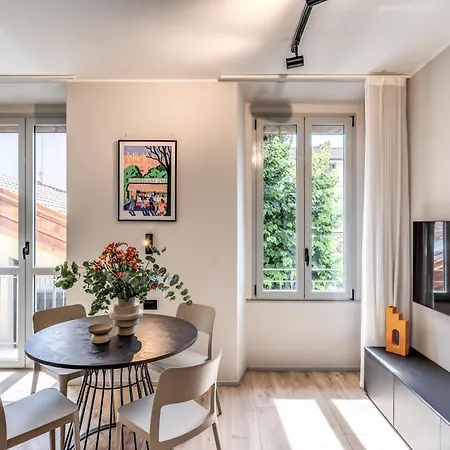 Apartamento Seety Porta Romana Corte Milán