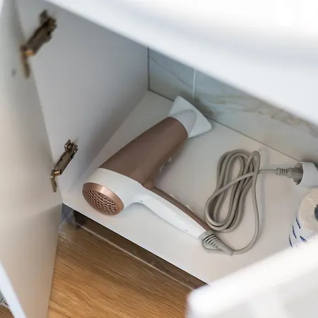 Daire Habesha Flats - A Quiet Retreat Just Steps From The Metro M1 Milano