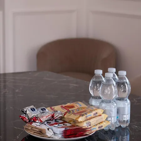 Lusso, Stile E Un Meraviglioso Terrazzo Nel Cuore Di *