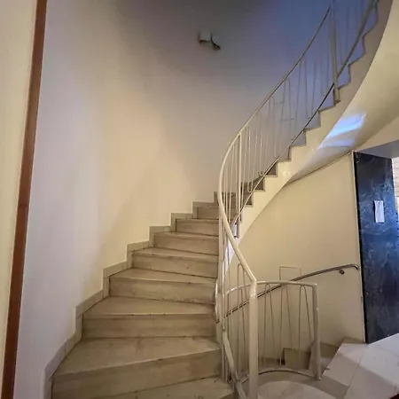 Warm Sunny Lägenhet Milano