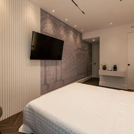 Exclusive Domus Gaudia *