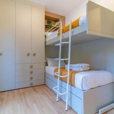 Olgiati Twelve - 3 Charming Bedrooms&gym Appartamento