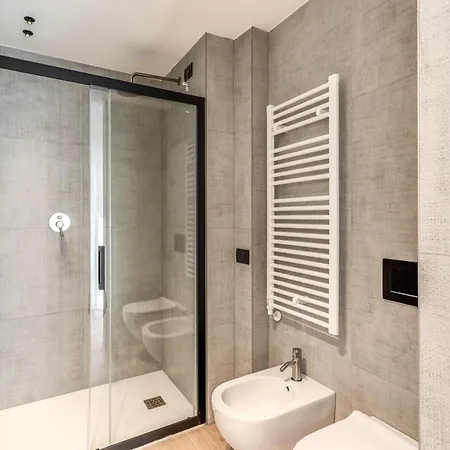 Seety Porta Romana Corte Appartement *