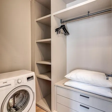 Seety Porta Romana Corte Appartement *