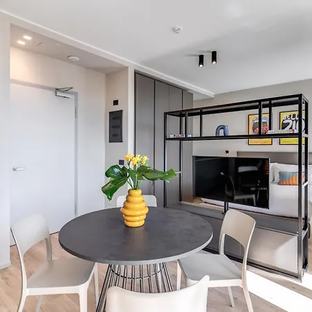 Seety Porta Romana Corte * ميلان