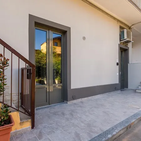 Habesha Flats - A Quiet Retreat Just Steps From The Metro M1 Milan