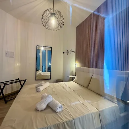 Bed and Breakfast Colorful 4*