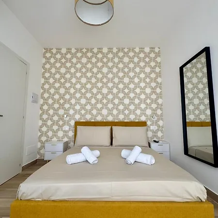 Colorful Couette-café Milan