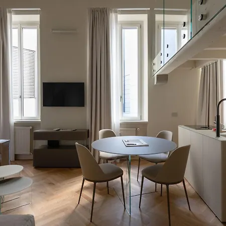 Apartment Heart Duomo Castello Milan