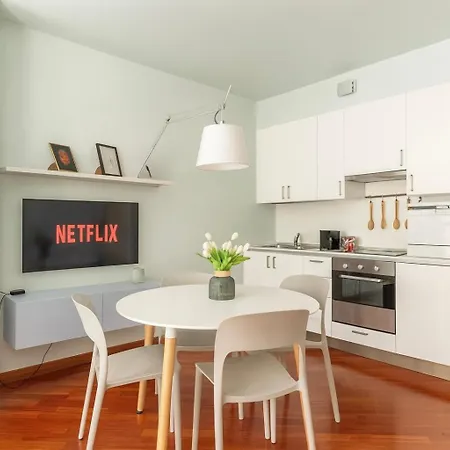 The Boutique - Downtown - Close To Bocconi アパート