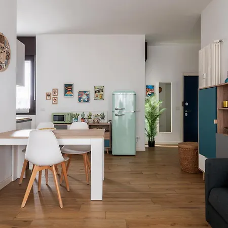 公寓 Con Terrazzo Sui Tetti Milanesi 米兰