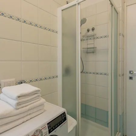 Bnbutler - Strigelli, 13 - Accogliente Bilocale Con Balcone Апартаменты