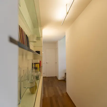 Skyattic - 801 By Houset Apartman Milánó