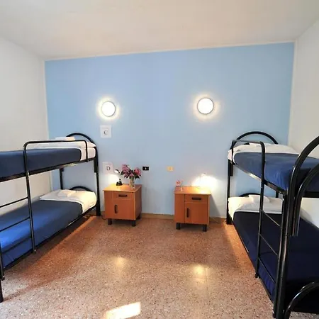 Albergue Ostellolinda Milão
