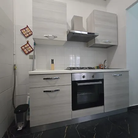 Bilocale 40 Mq Con Parcheggio Privato